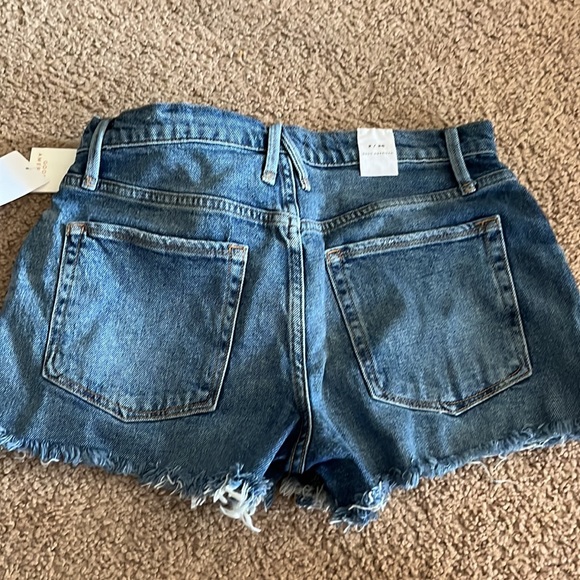Good American Brand New Shorts - Picture 4 of 4